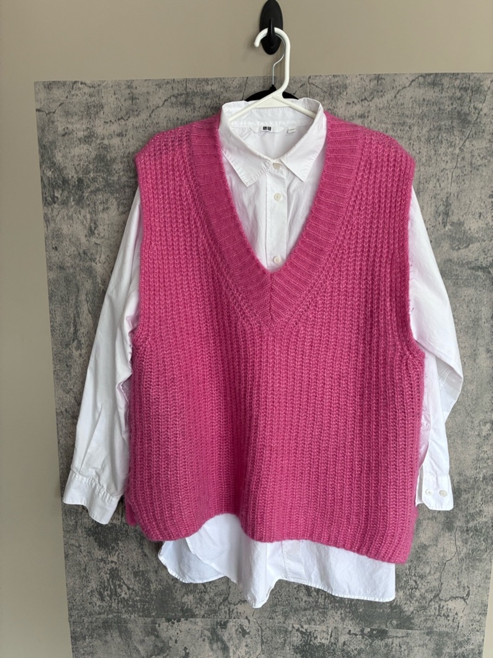Massimo Dutti Hot Pink V‑Neck Knit Vest - Made in Italy